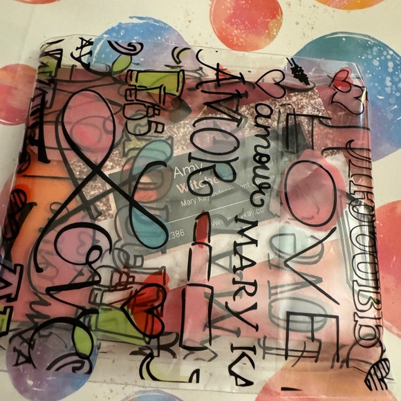 Limited-Edition Mary Kay ® Warm Hues Eye Shadow Palette - Picture 6 of 6